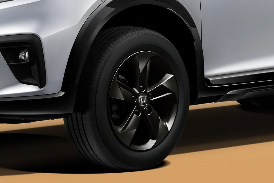 Honda BR-V 8